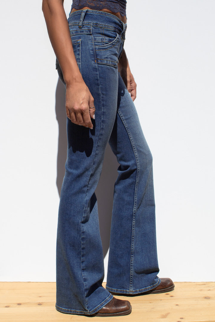 Double-button flared jeans | Subdued