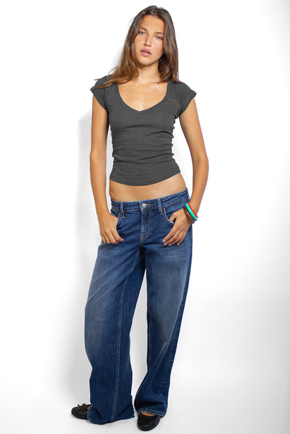 V-neck T-shirt | Subdued