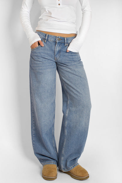Low-rise star jeans | Subdued