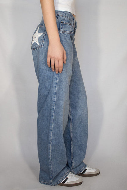 Low-rise star jeans | Subdued
