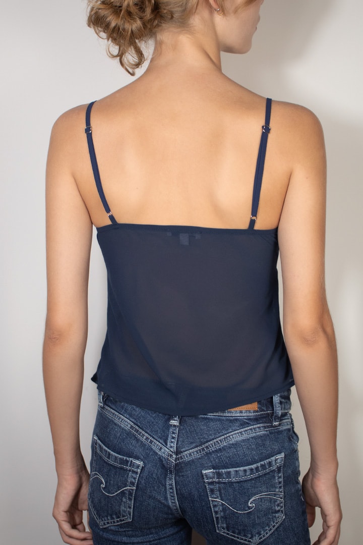 V-neck tank top with beads | Subdued