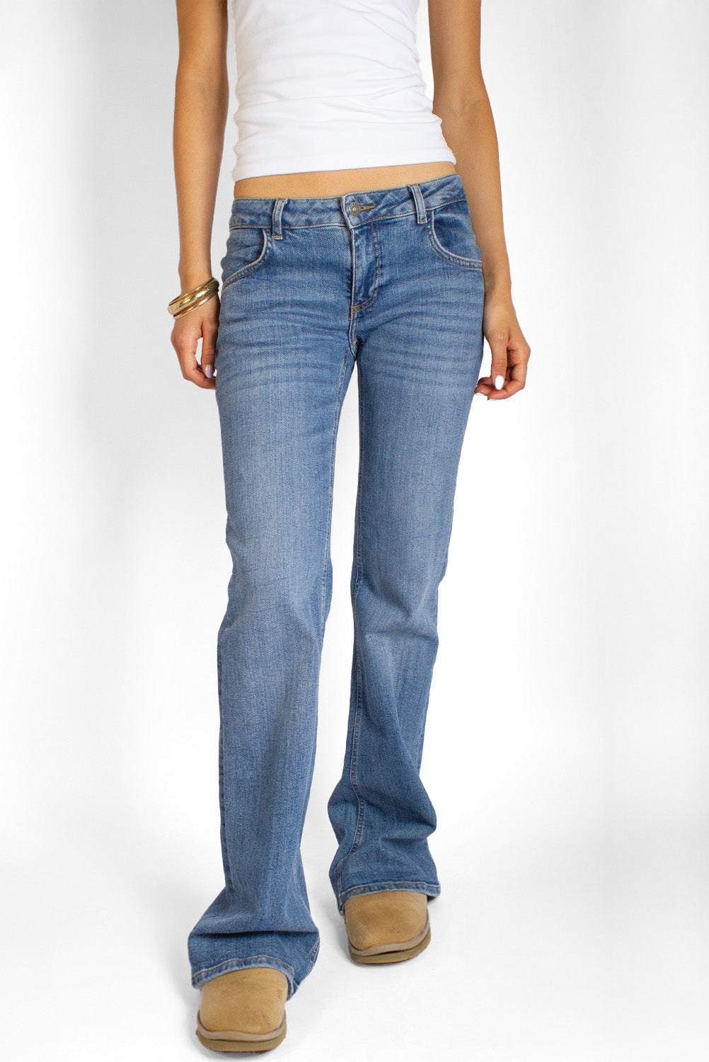 Low waist flared jeans | Subdued