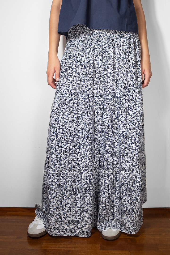 Long ruffle skirt | Subdued