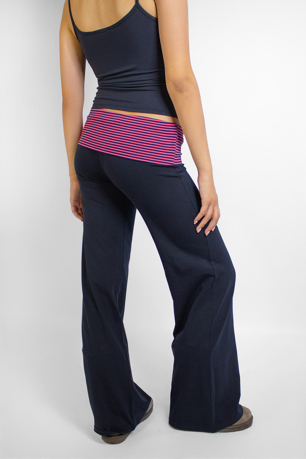 Wide-leg pants | Subdued