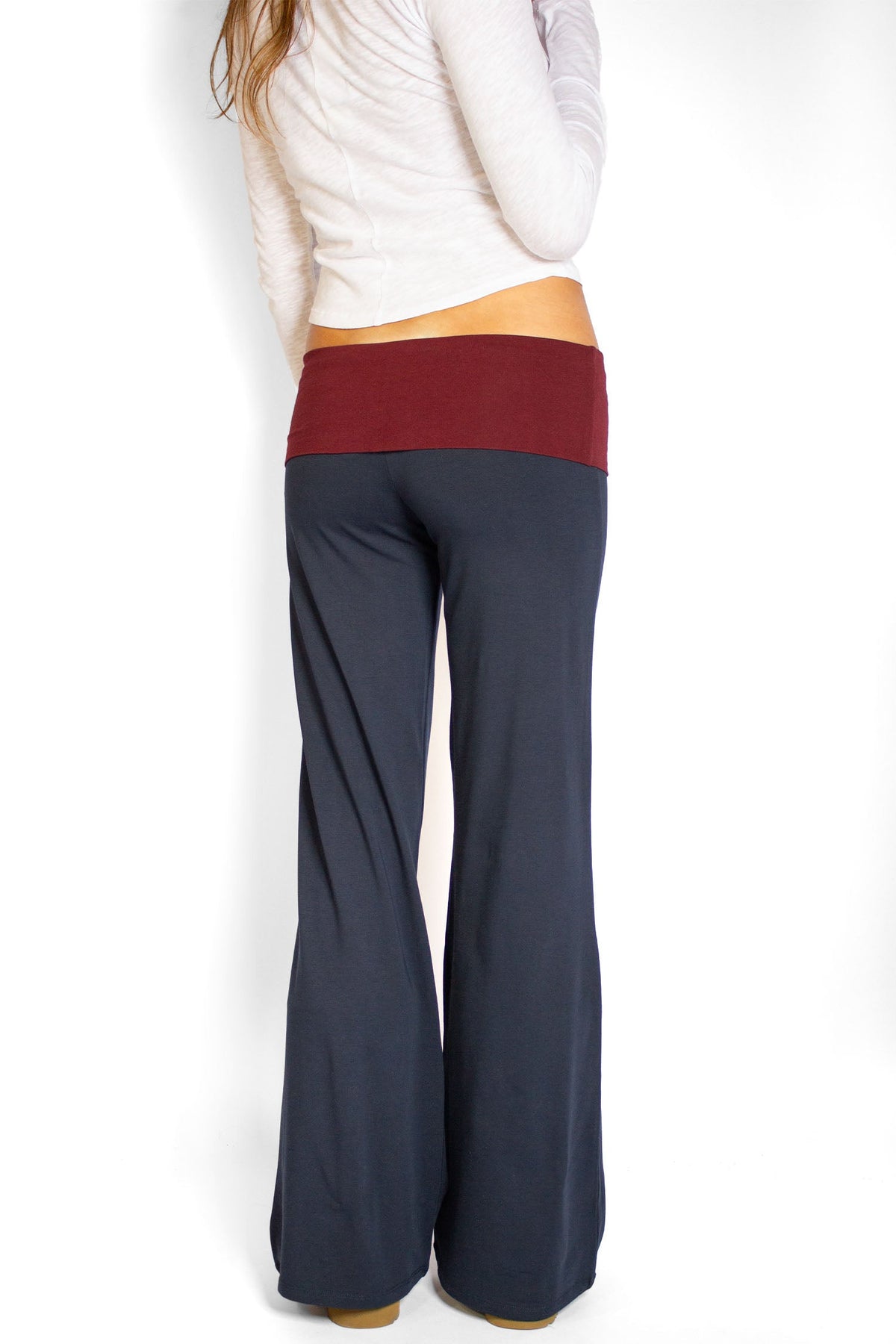 Wide-leg pants | Subdued