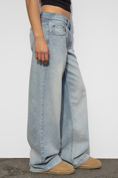 Low waist jeans | Subdued