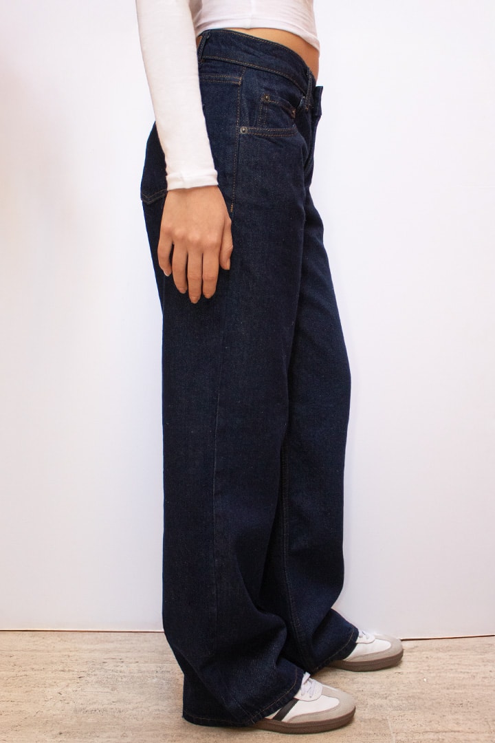 Low waist jeans | Subdued