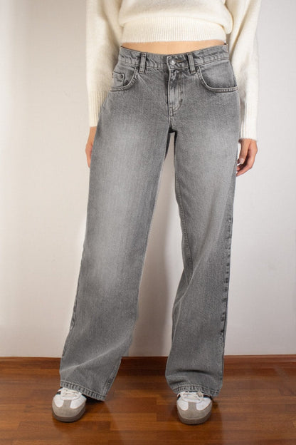 Low waist jeans | Subdued