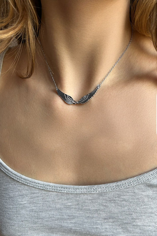 Wings necklace | Subdued
