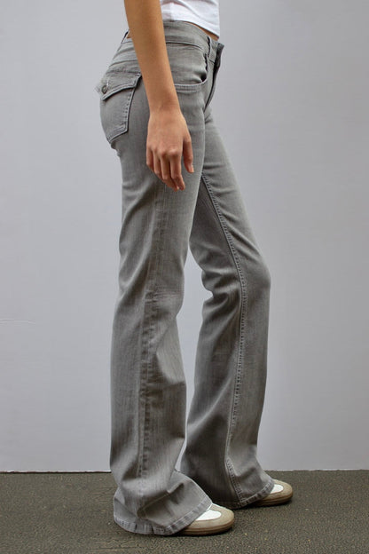 Low waist flared jeans | Subdued