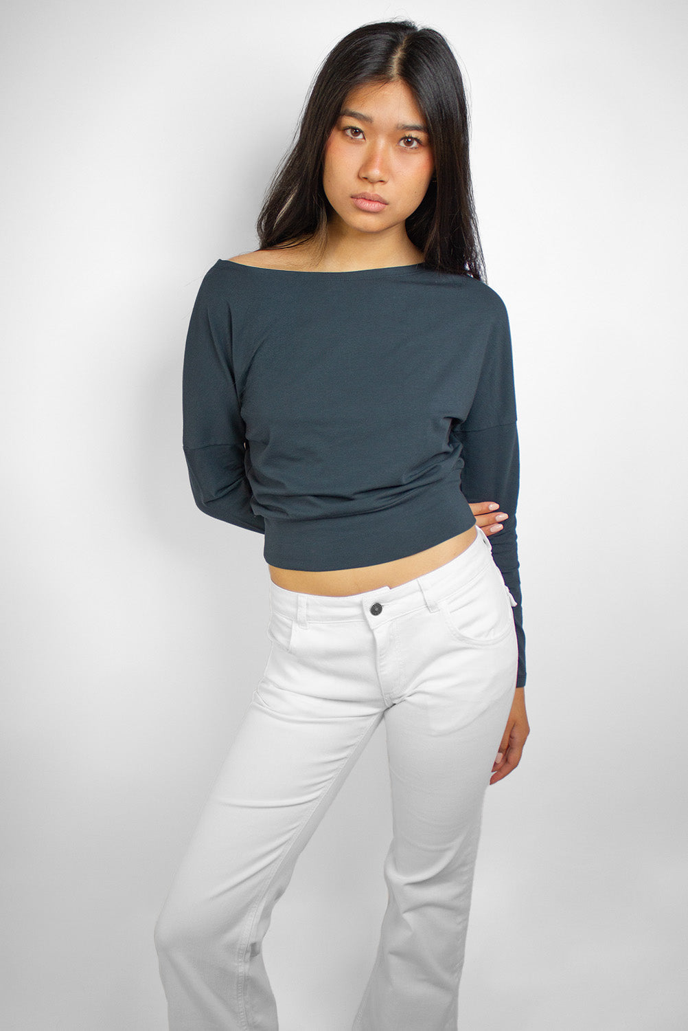 Asymmetrical T-shirt | Subdued