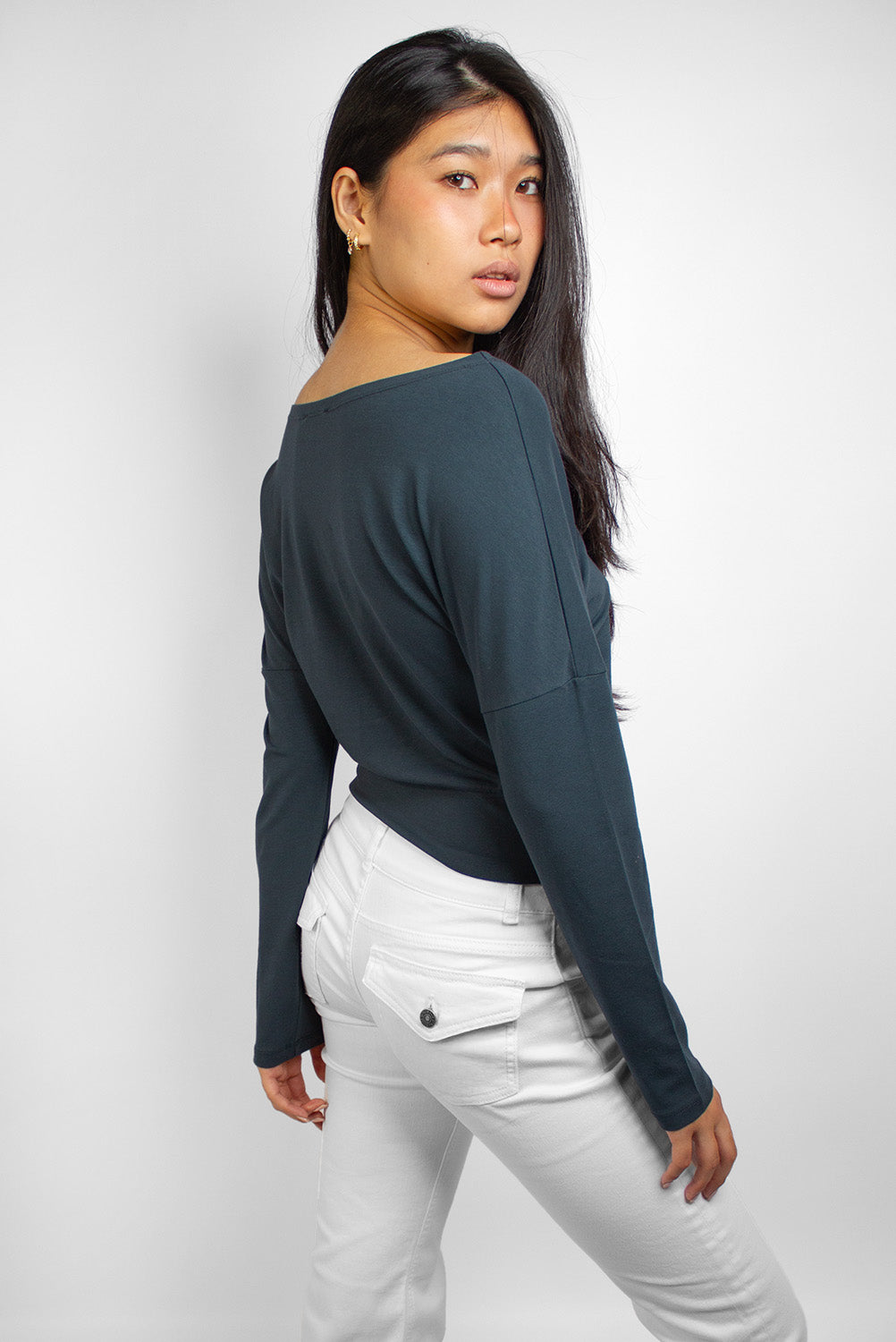 Asymmetrical T-shirt | Subdued