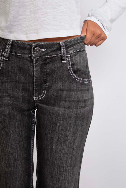 Low-Waist Flared Jeans | Subdued