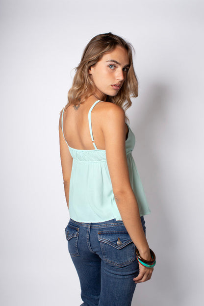 V-neck top | Subdued