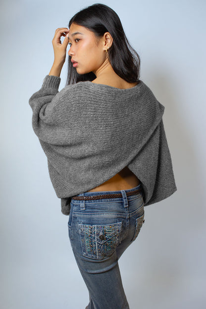 Cross-over sweater at the back | Subdued