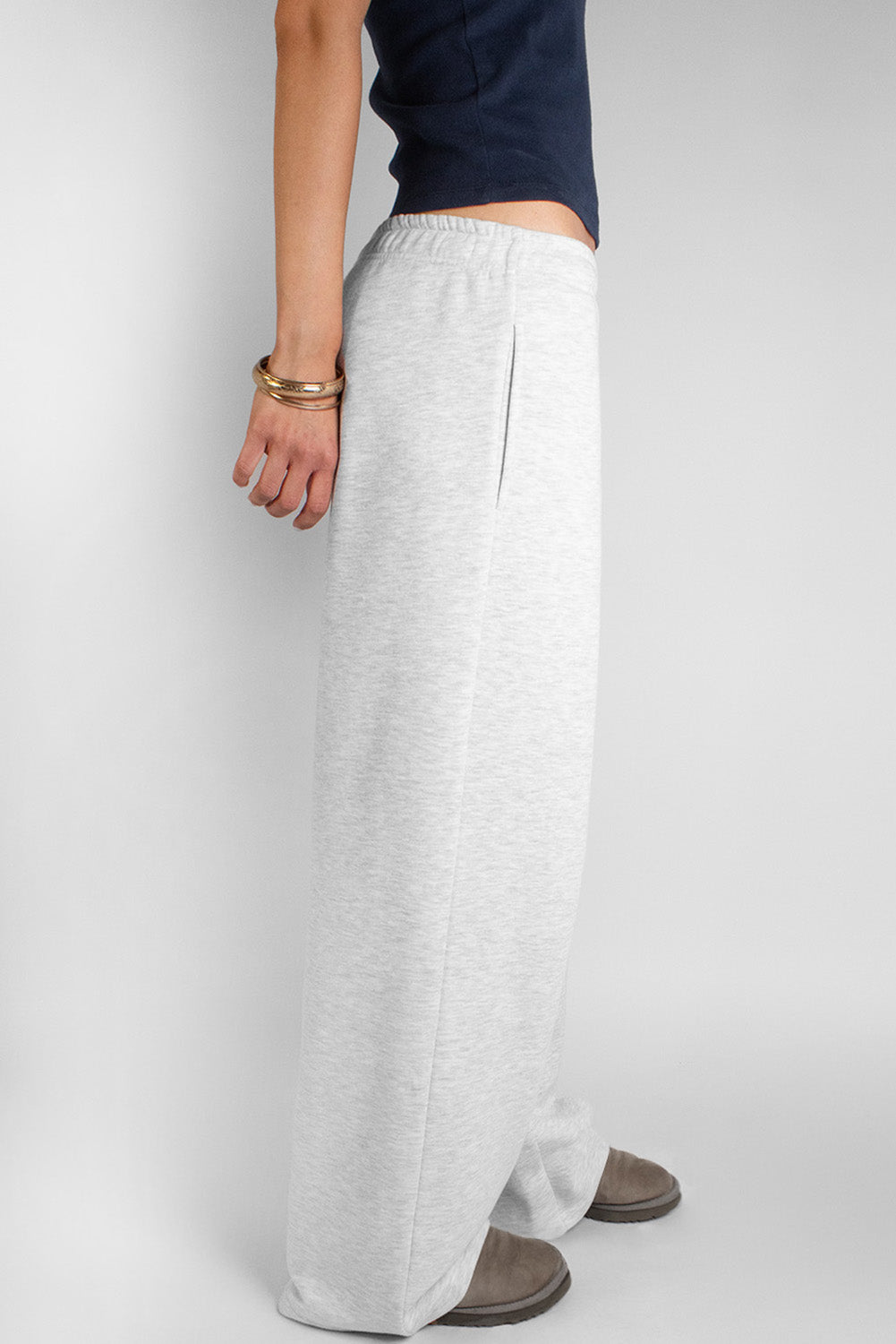 Wide-leg joggers with cross patch | Subdued