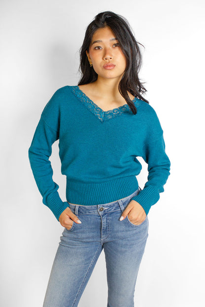 V-neck sweater with lace trim | Subdued
