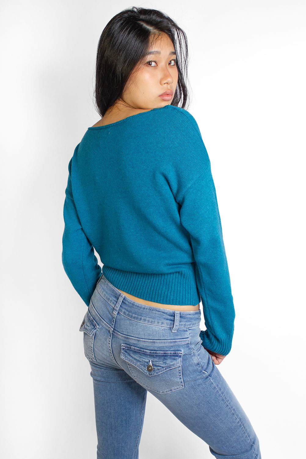 V-neck sweater with lace trim | Subdued