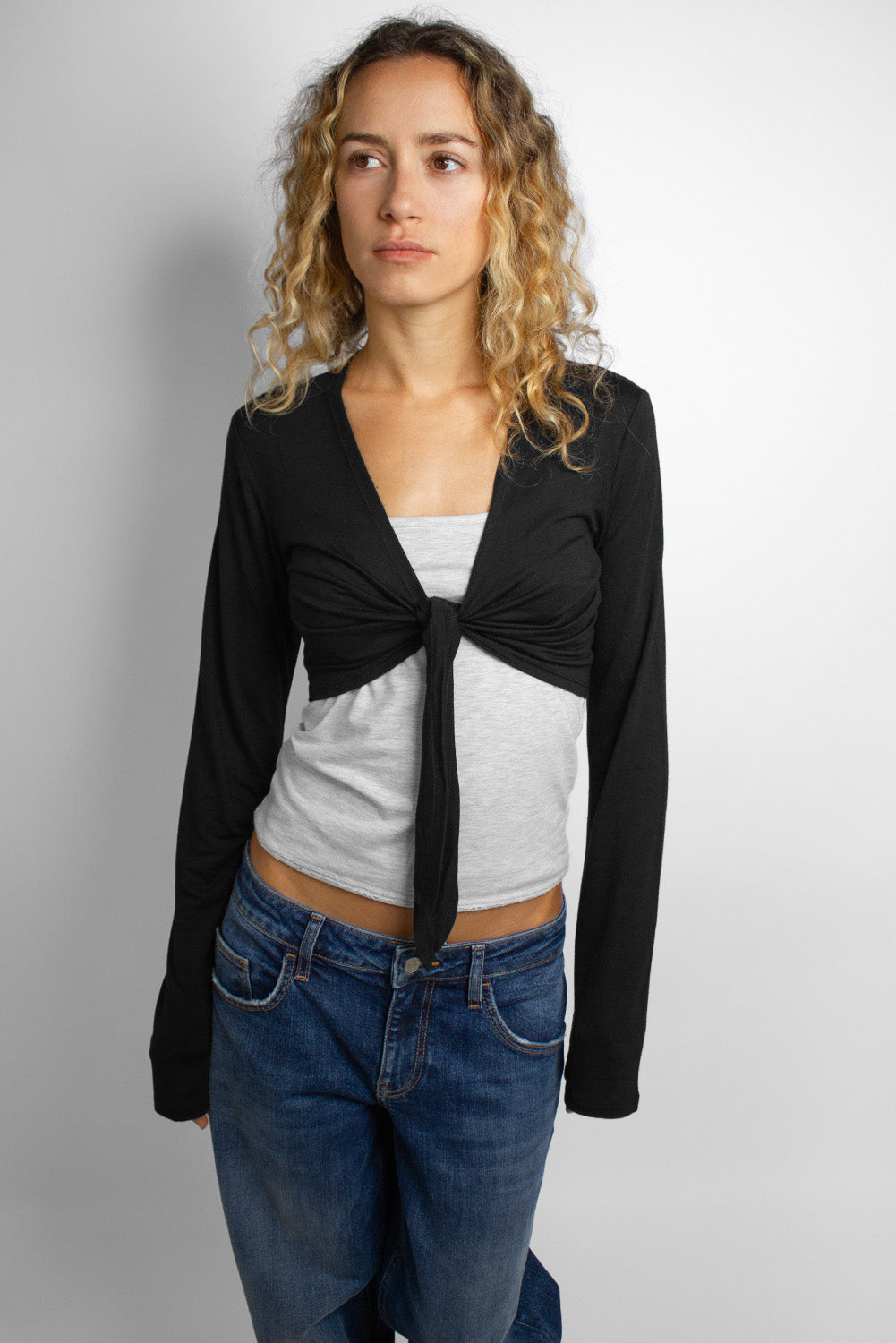 Shrug | Subdued