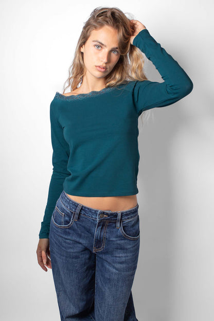 T-shirt with a boat neckline and lace | Subdued