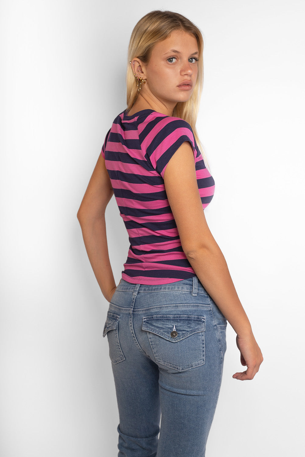V-neck T-shirt | Subdued