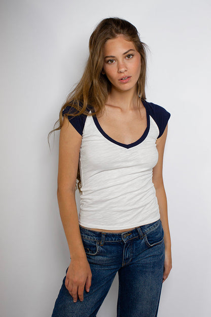 V-neck T-shirt | Subdued