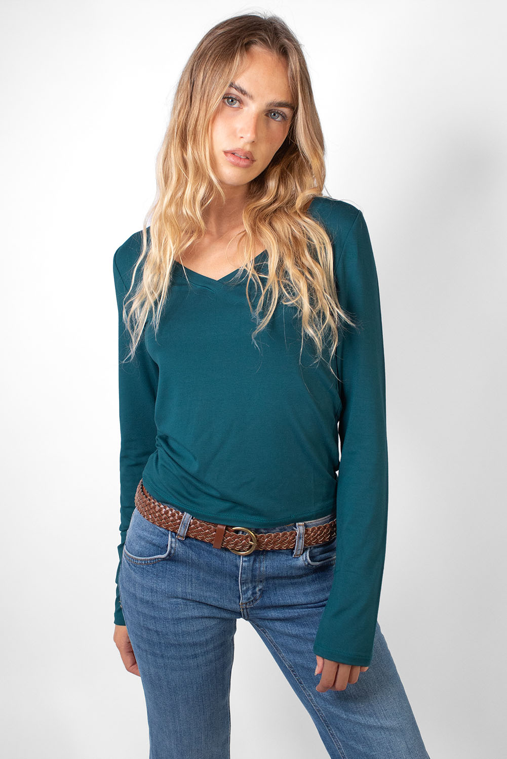 V-neck T-shirt | Subdued
