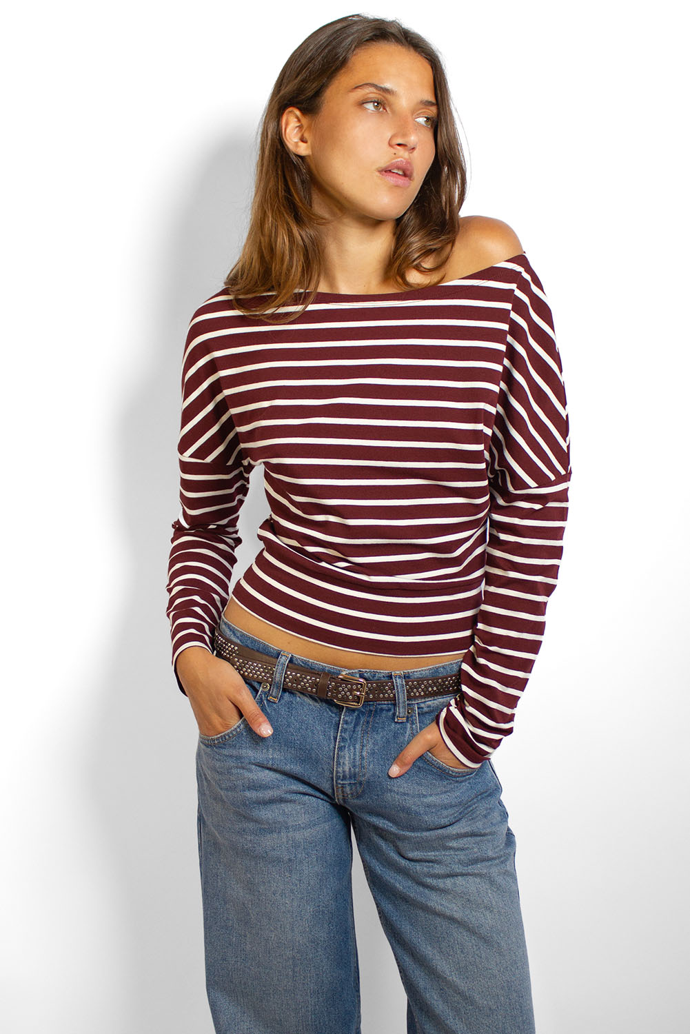 Off-shoulder long sleeve top | Subdued