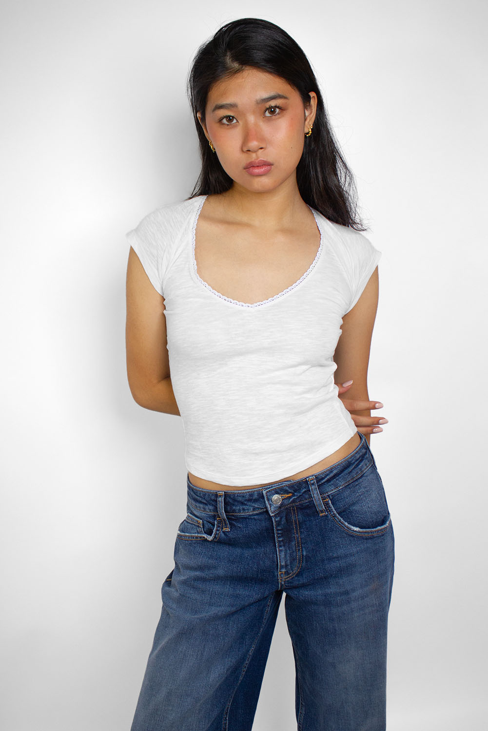 V-neck T-shirt | Subdued