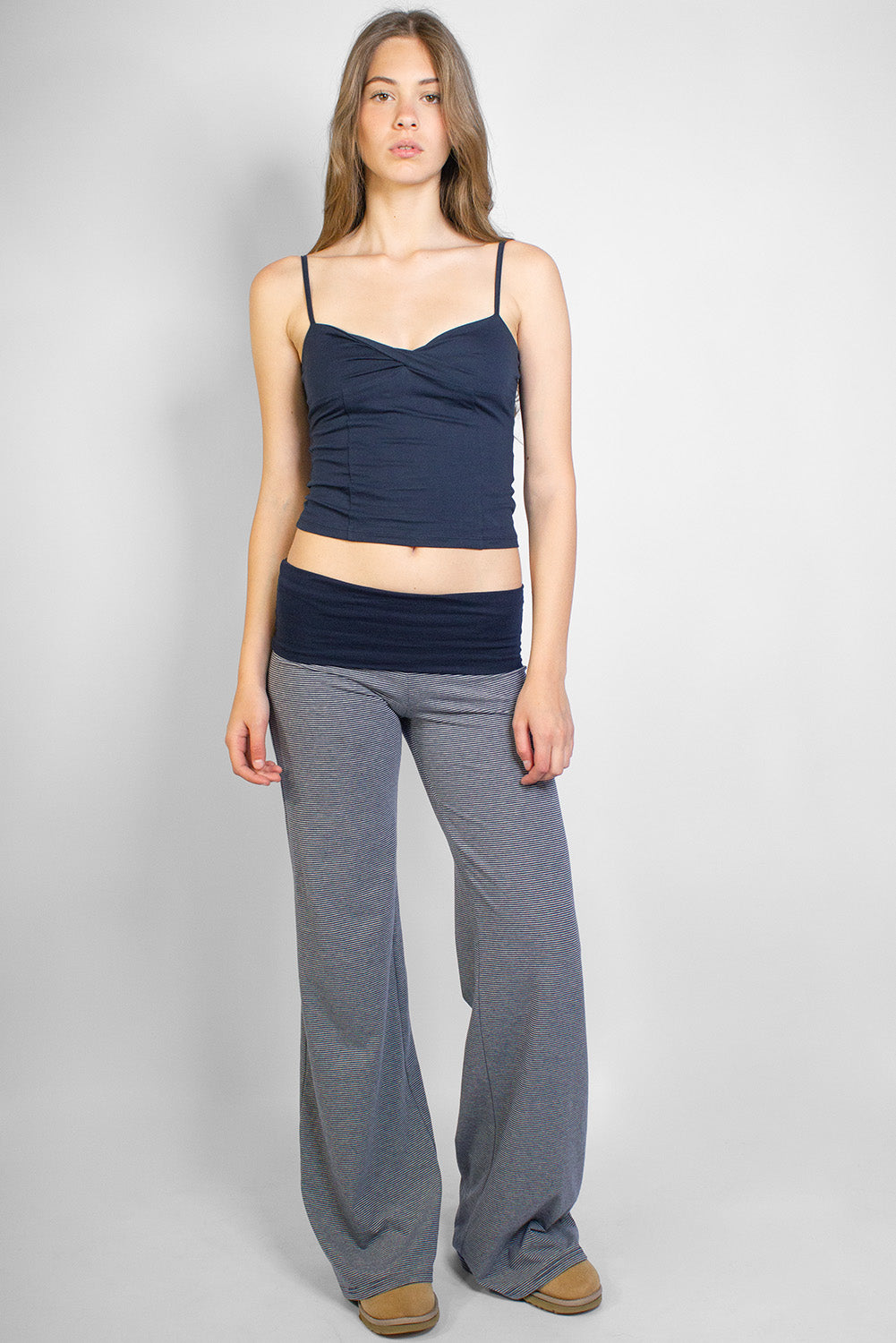 Wide-leg pants with cuffs | Subdued