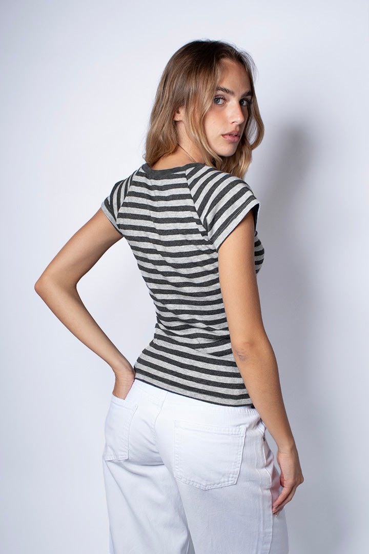 V-neck T-shirt | Subdued