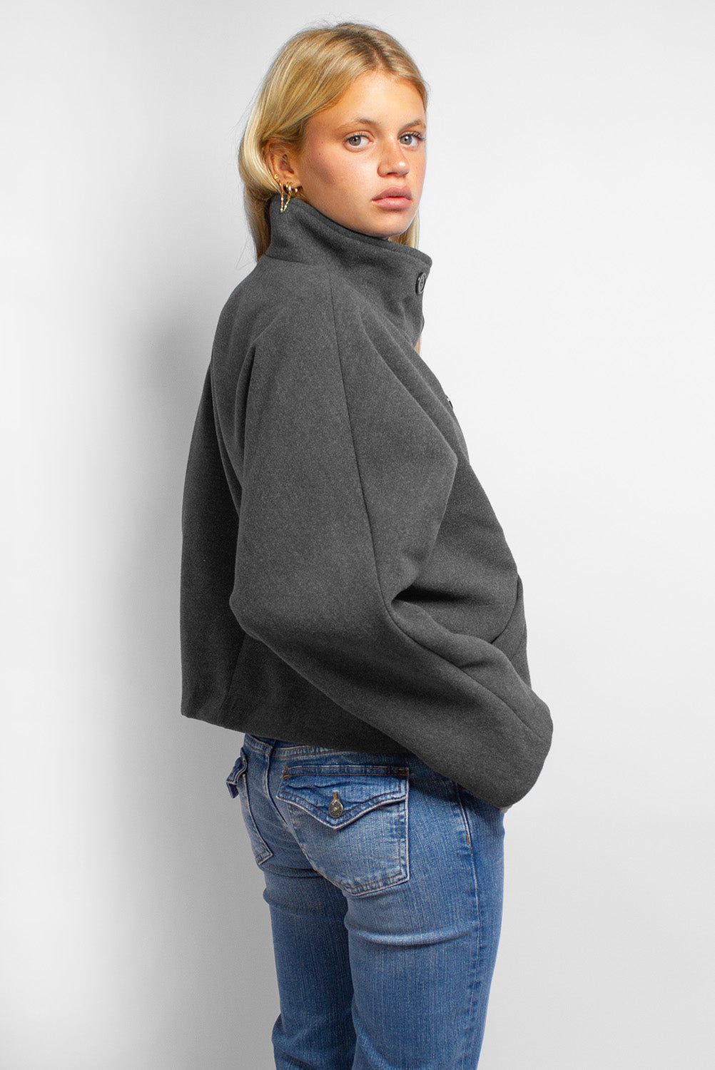 Double-breasted coat | Subdued